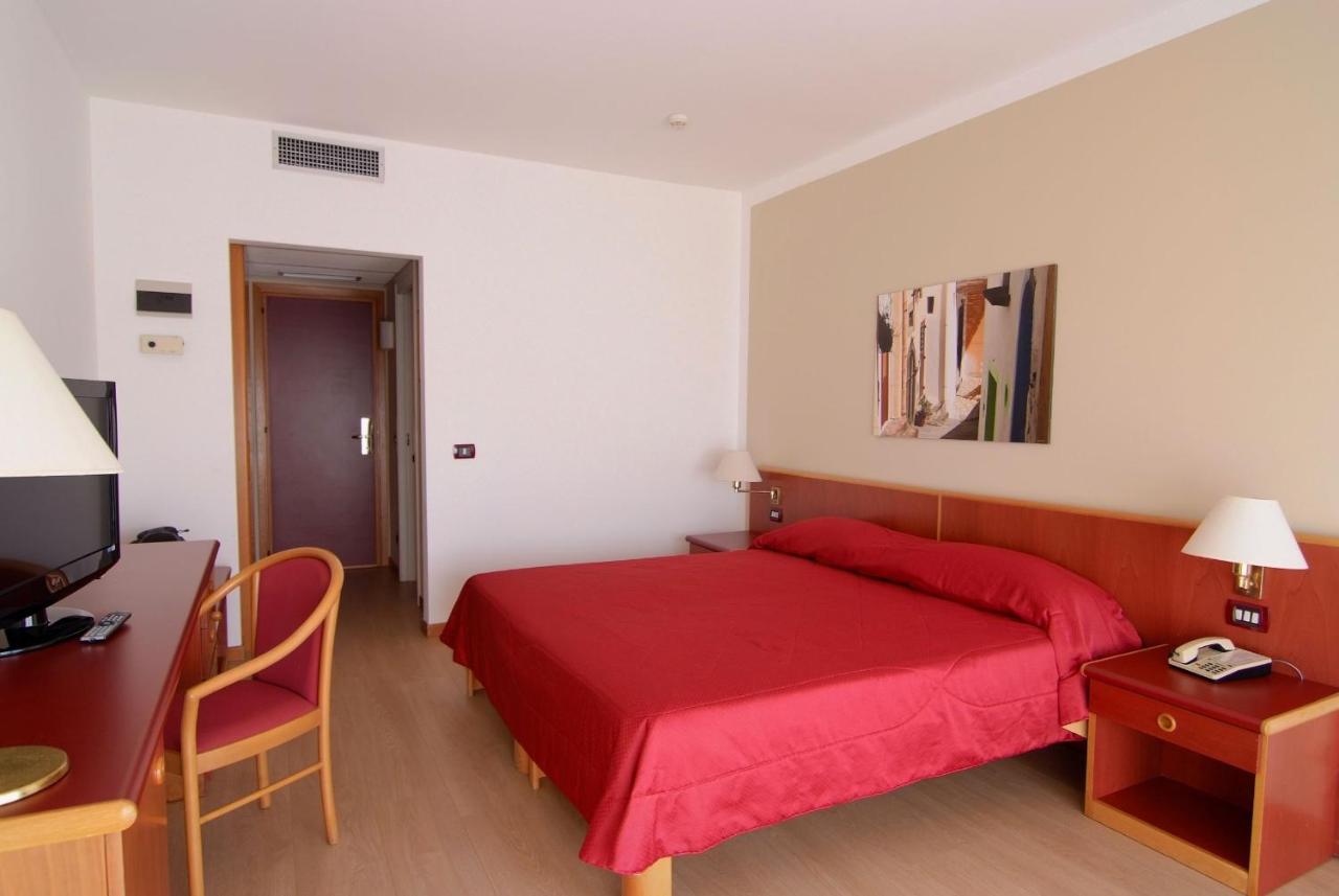 Hotel Torre Normanna Altavilla Milicia Luaran gambar